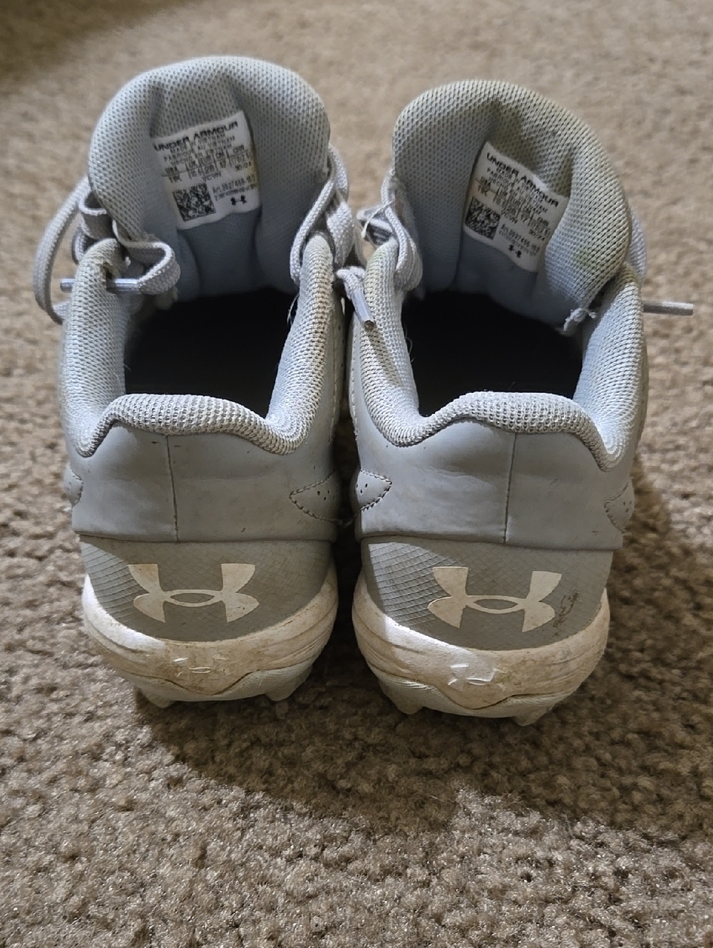 Baseball Cleats - Picture 5 of 5